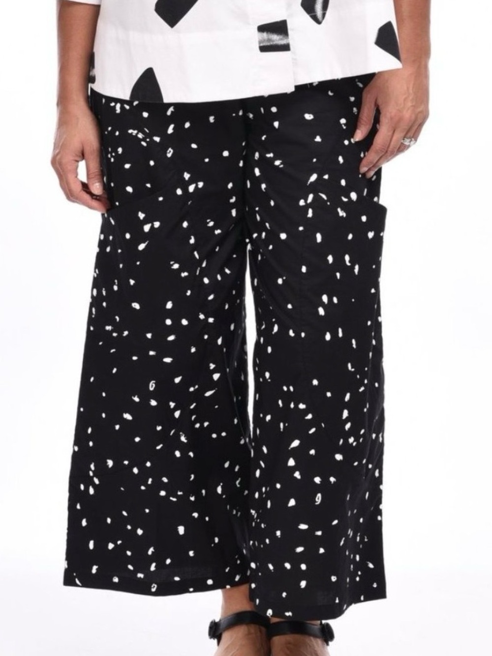 Snapdragon & Twig Portia Pants Black White Raindrop size large